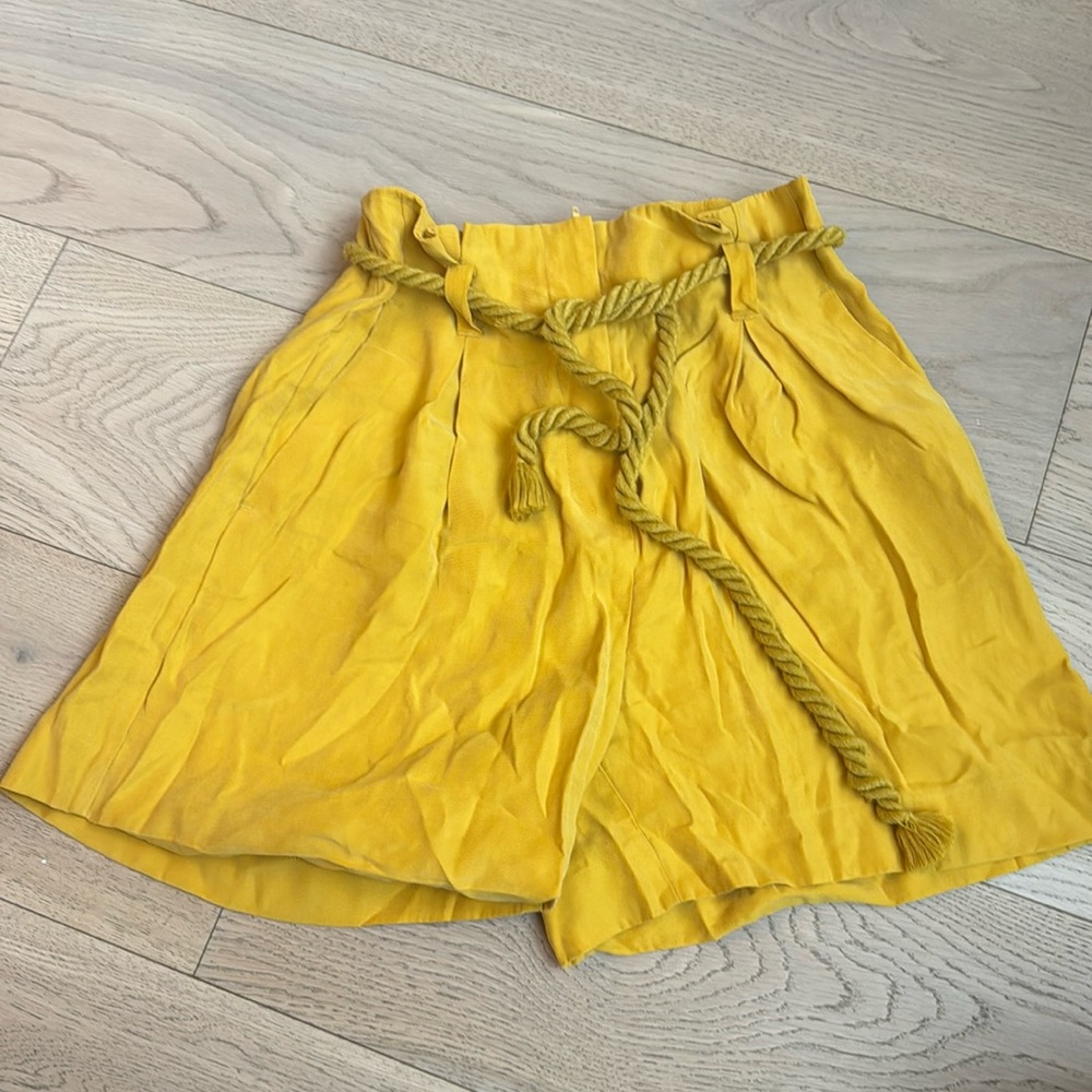 Mango Shorts